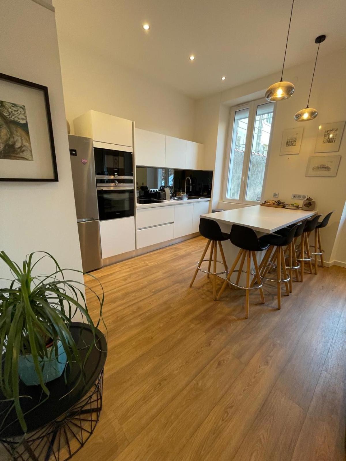 Appartement Design Sur Vauban - Clim Et Wifi Marseille Bagian luar foto